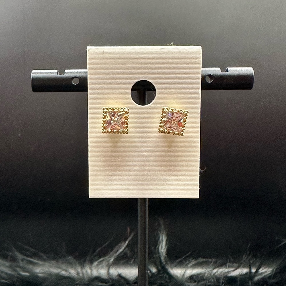Square gold studs
